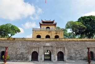 Promoting Thang Long imperial citadel - ảnh 1